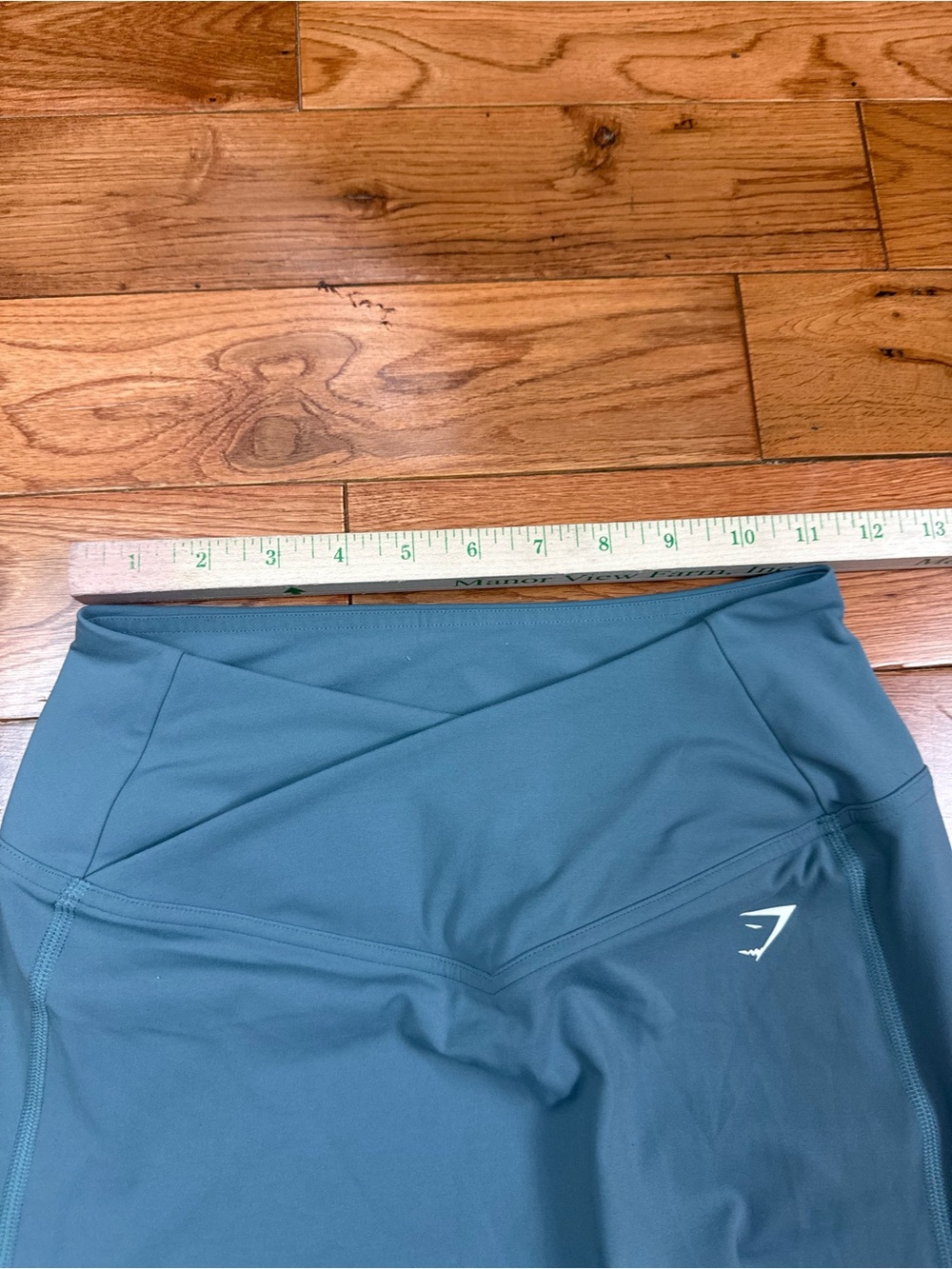 Gymshark Women’s Crossover Leggings - Picture 5 of 6